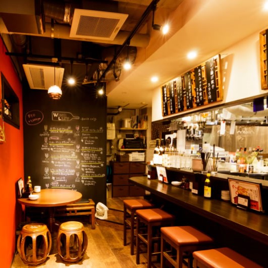 Inside GYOZA BAR in Akasaka Tokyo