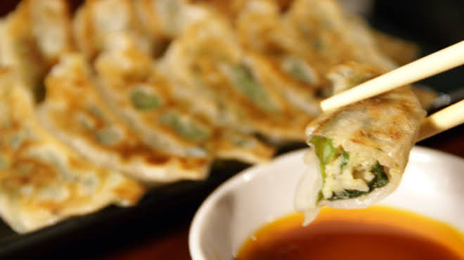 餃子バルのシソ焼き餃子